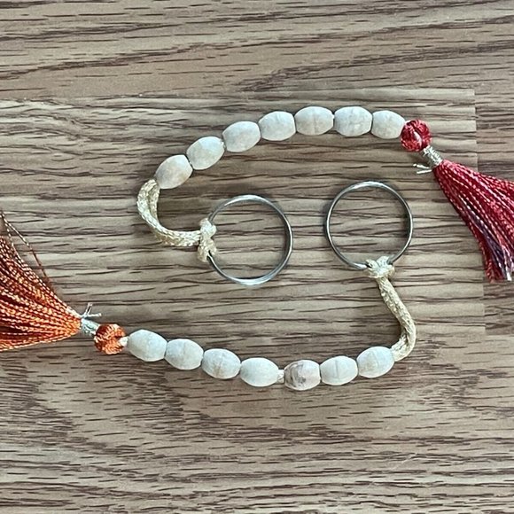 Real Wood Bead Key Chain Handmade Keys Holder Key Ring Set of 2 - Picture 4 of 6